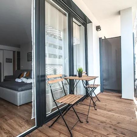 Appartement Batogospot Towers *